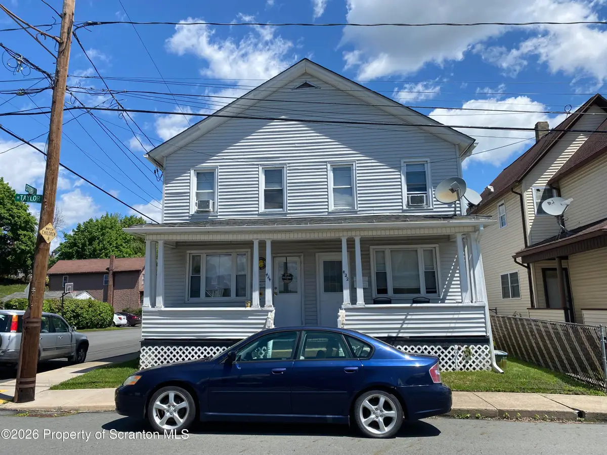 422-424 W Taylor Street, Taylor, PA 18517 - #1