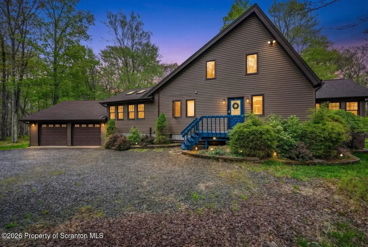 18 Adventure Drive, Clifton, PA 18424 - #1