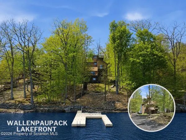 10 Knollwood Road, Lake Ariel, PA 18436