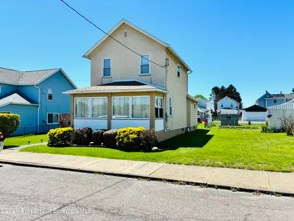 138 E Grace Street, Old Forge, PA 18518