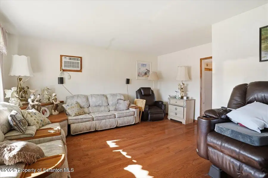 101 Stone Street, Moosic, PA 18507 - #3