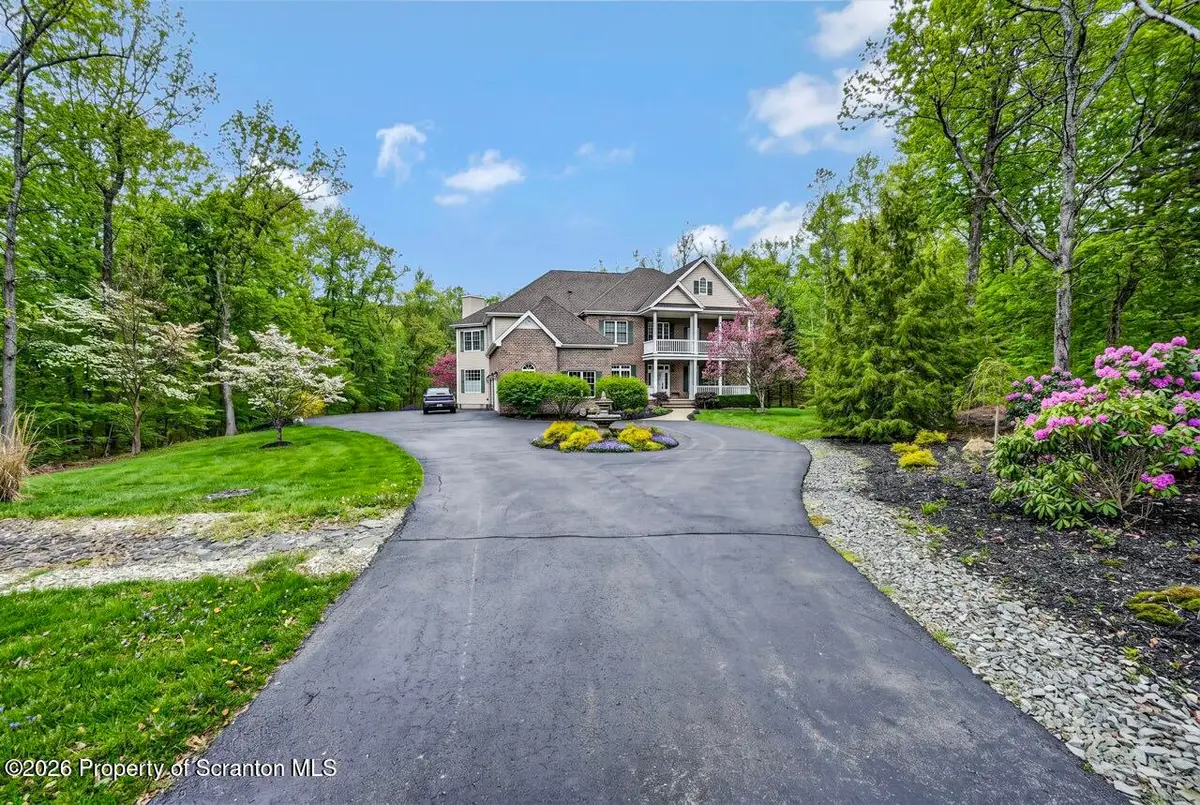 272 Windsor Way, Roaring Brook, PA 18444 - #1