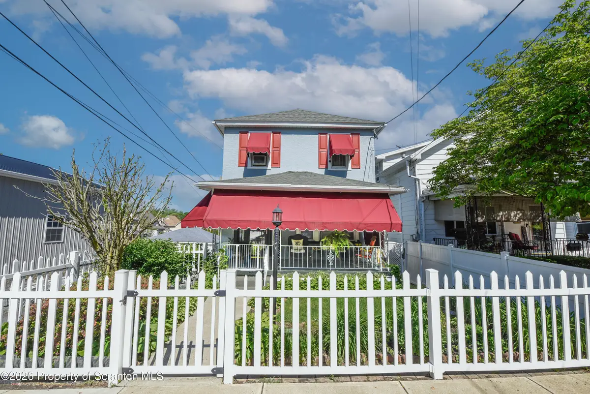520 4th Street, Dunmore, PA 18512 - #1