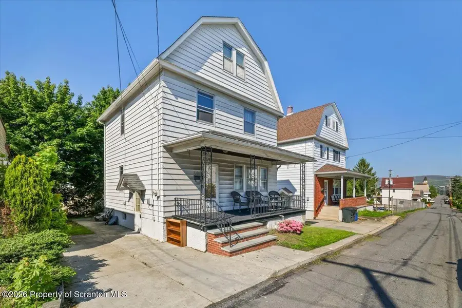 510 E Warren Street, Dunmore, PA 18512 - #3