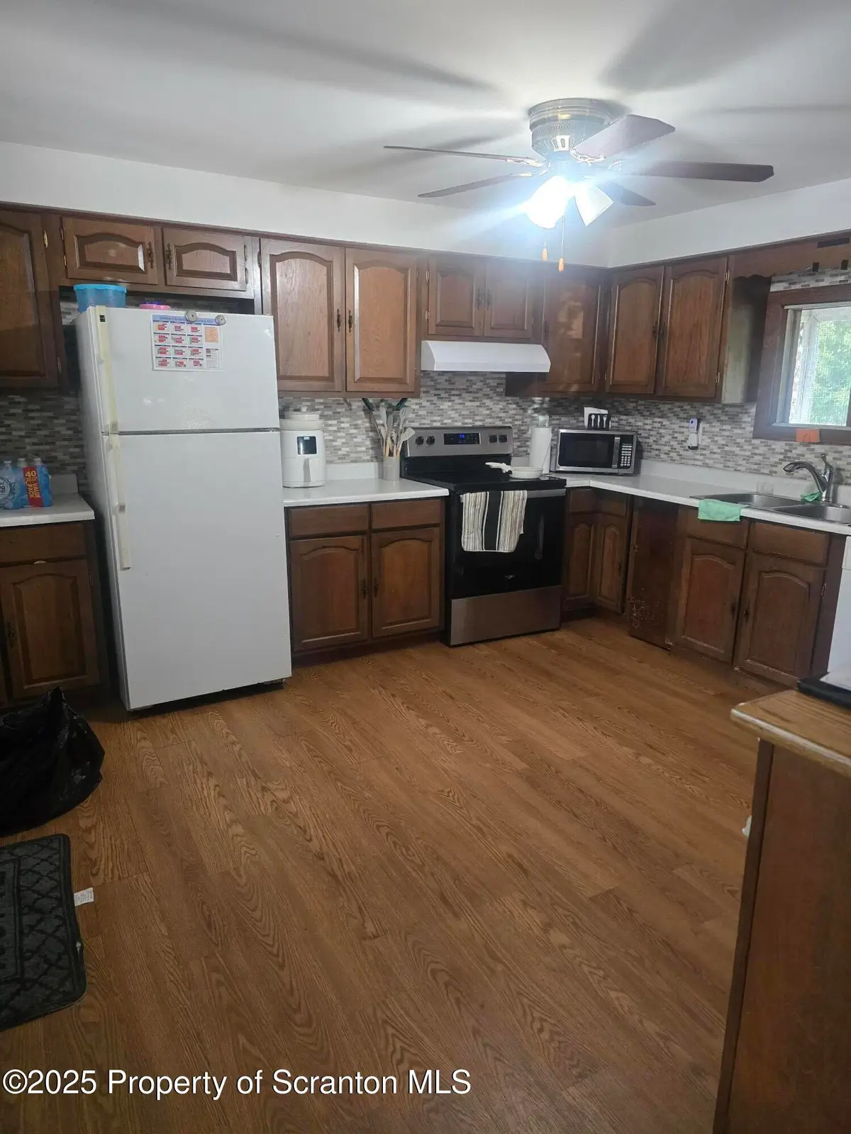 1211 Main Street, Dickson City, PA 18519 - #1
