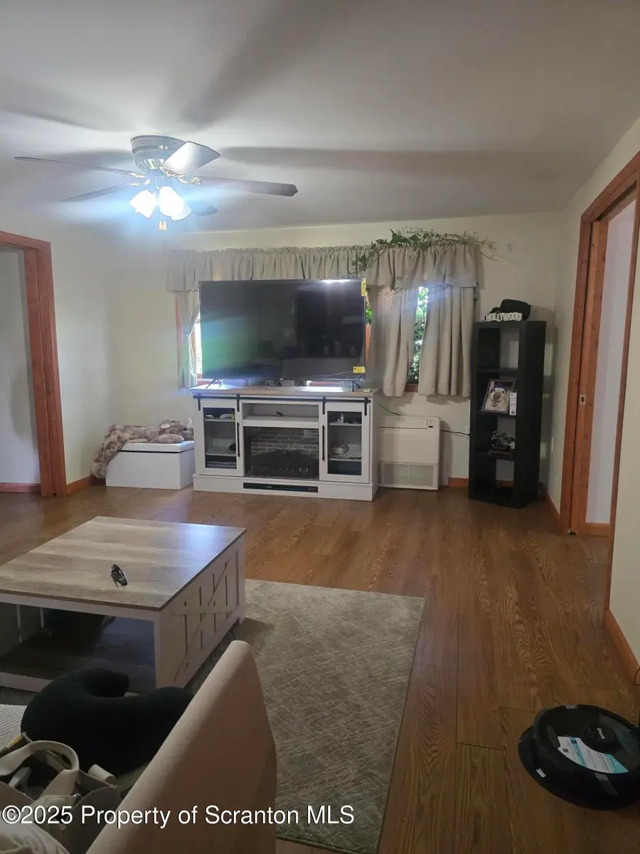 1211 Main Street, Dickson City, PA 18519 - #2