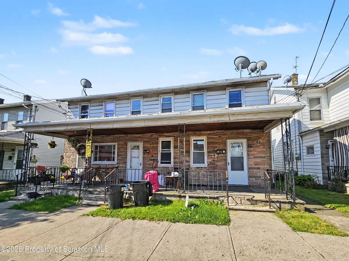 1427-1431 Washburn Street, Scranton, PA 18504 - #1