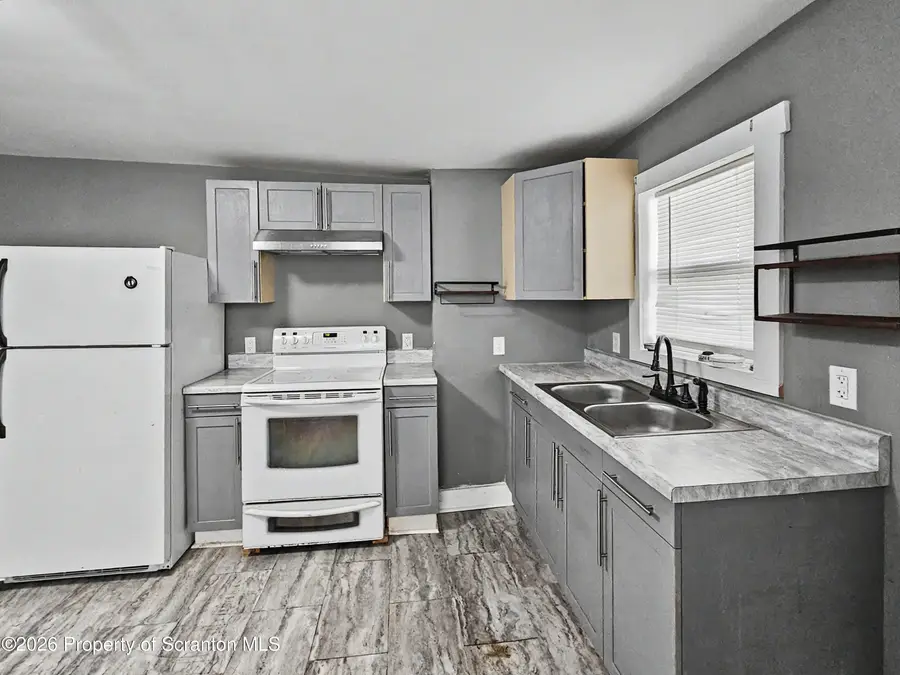 1427-1431 Washburn Street, Scranton, PA 18504 - #3