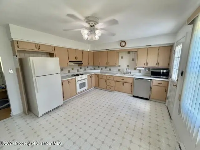 1376 Fairview Road, Clarks Summit, PA 18411 - #2
