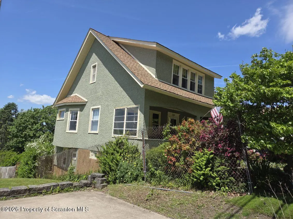 229 E Mountain Road, Scranton, PA 18505 - #1
