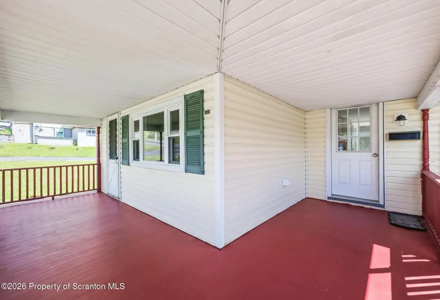 460 Delaware Street, Jermyn, PA 18433 - #3