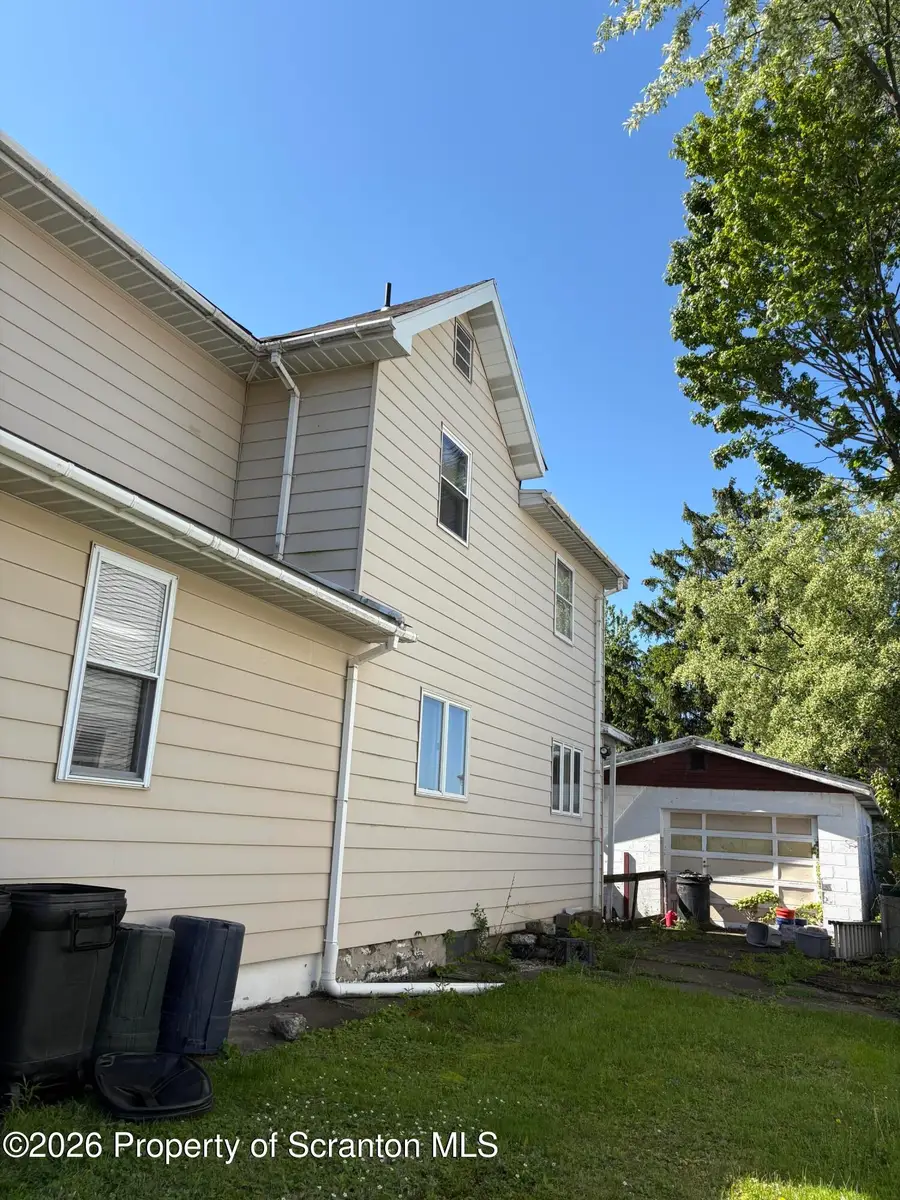 728 Throop Street, Dunmore, PA 18512 - #2