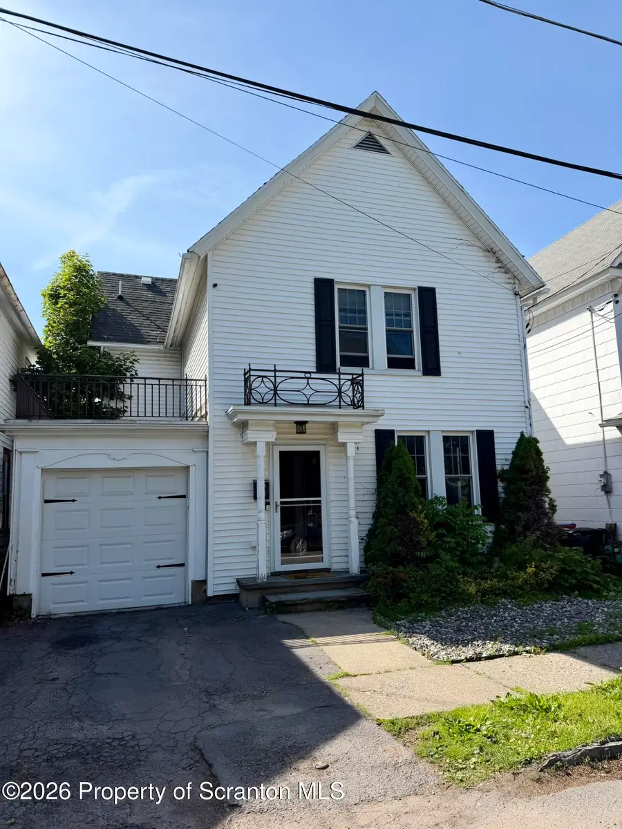 13 Washington Street, Carbondale, PA 18407 - #2