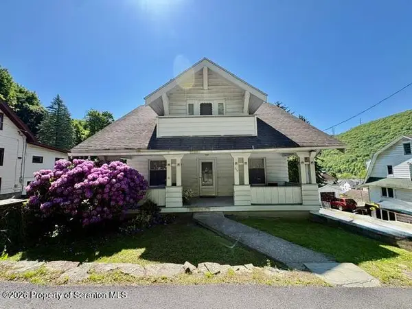 214 Layton Road, Chinchilla, PA 18410