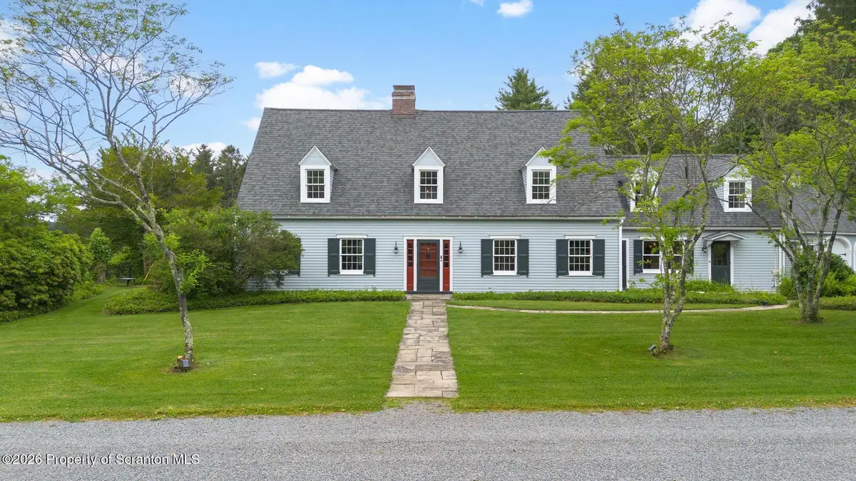 39 Golf Course Road, Dallas, PA 18612 - #1