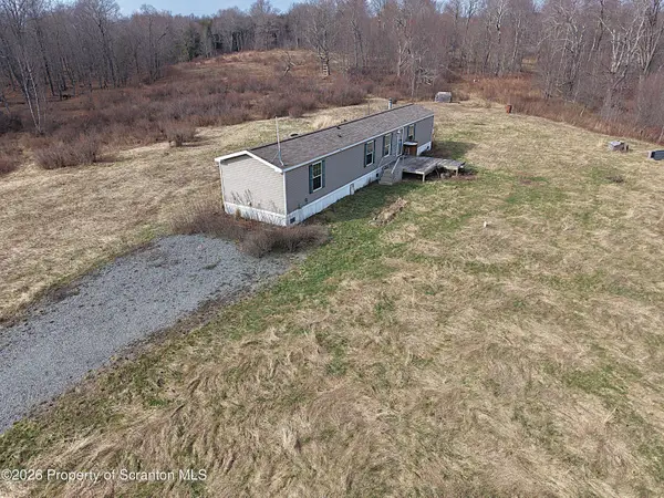 65 Ross Hill Road, Thompson, PA 18465