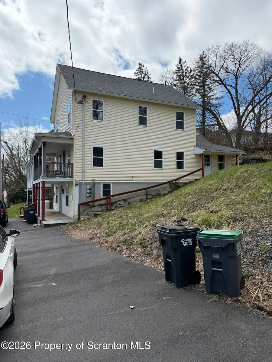 409 Delaware Street, Forest City, PA 18421 - #2