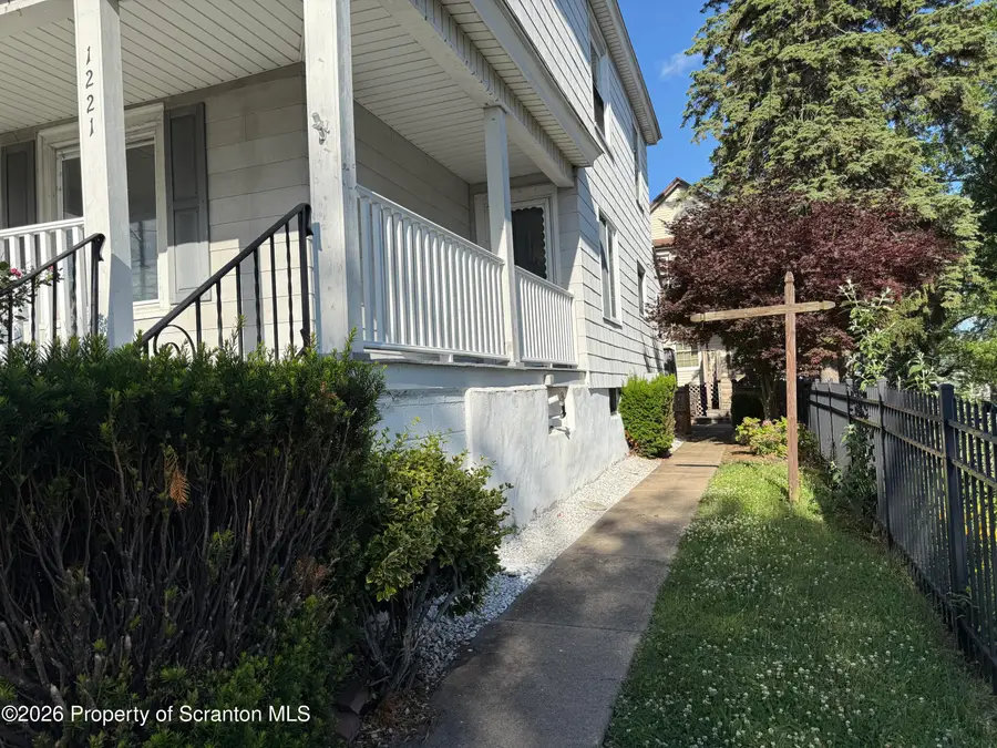 1221 Snyder Avenue, Scranton, PA 18504 - #3