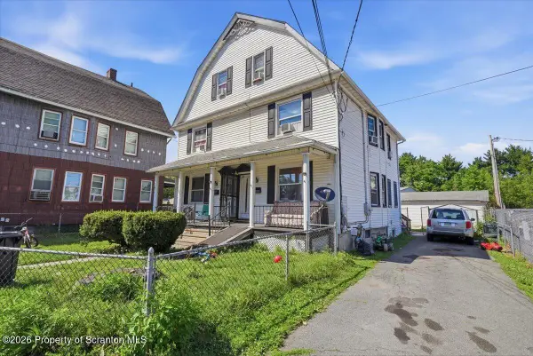 628-630 S Blakely Street, Dunmore, PA 18510