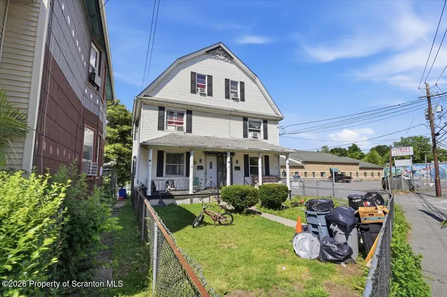 628-630 S Blakely Street, Dunmore, PA 18510 - #3