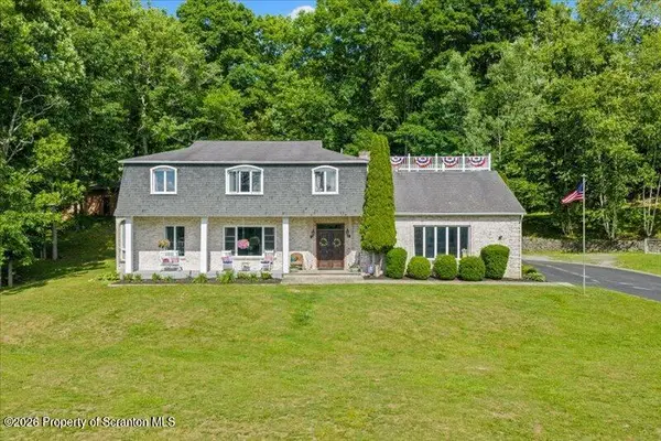 400 Shadowbrook Drive, Tunkhannock, PA 18657