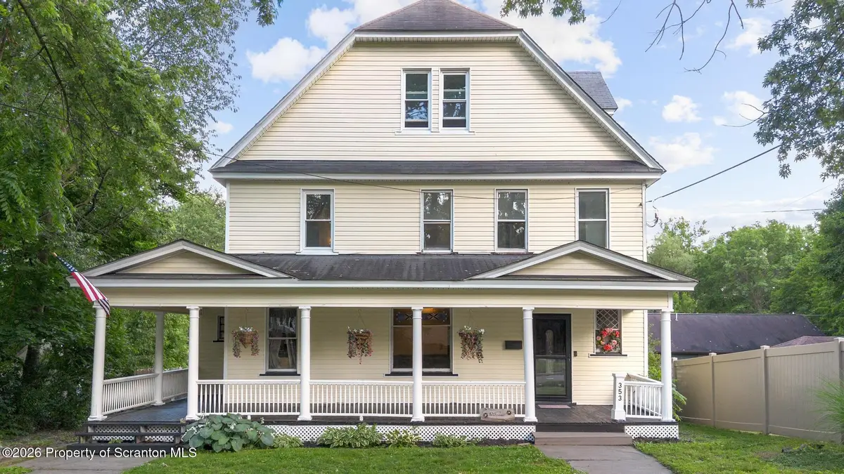 353 N Main Street, Archbald, PA 18403 - #1