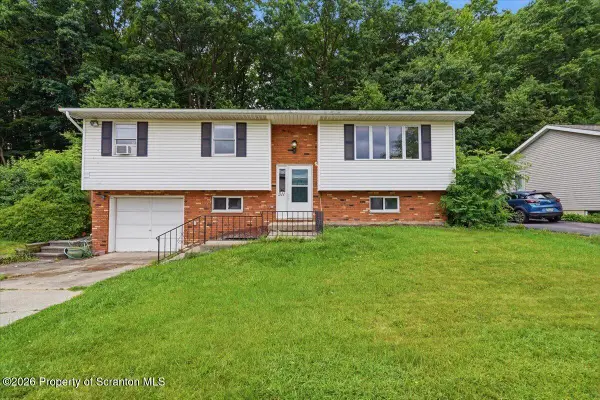 311 Monica Drive, Archbald, PA 18403