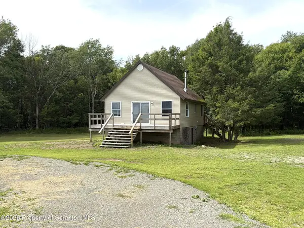 1477 Chipmunk Road, Thompson, PA 18465