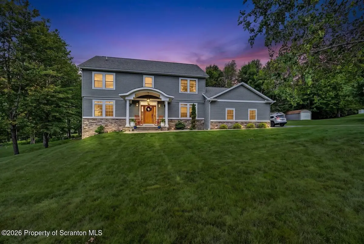 113 Grouse Hill, Greenfield, PA 18407 - #1
