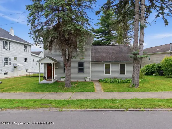 334 Washington Avenue, Jermyn, PA 18433
