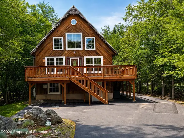 69 Floral Drive, Thornhurst, PA 18424
