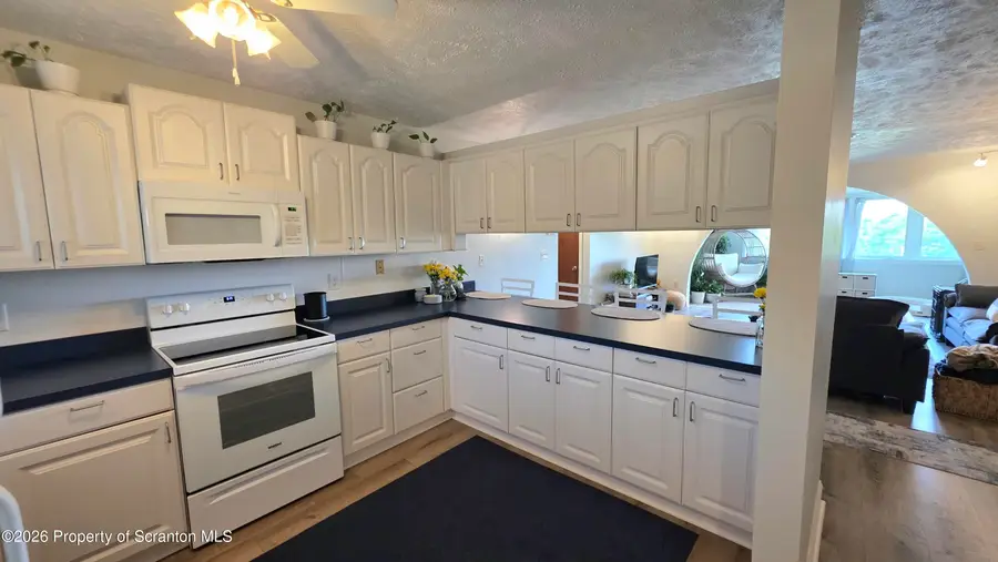 115 Foxfire Drive #APT 307, Mount Pocono, PA 18344 - #2