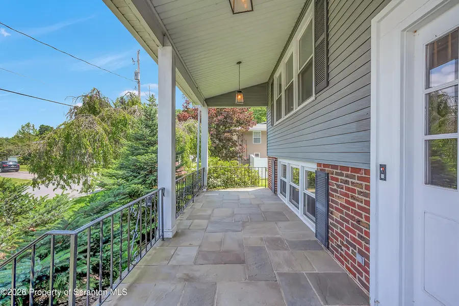 23 Driftwood Drive, Clarks Summit, PA 18411 - #2