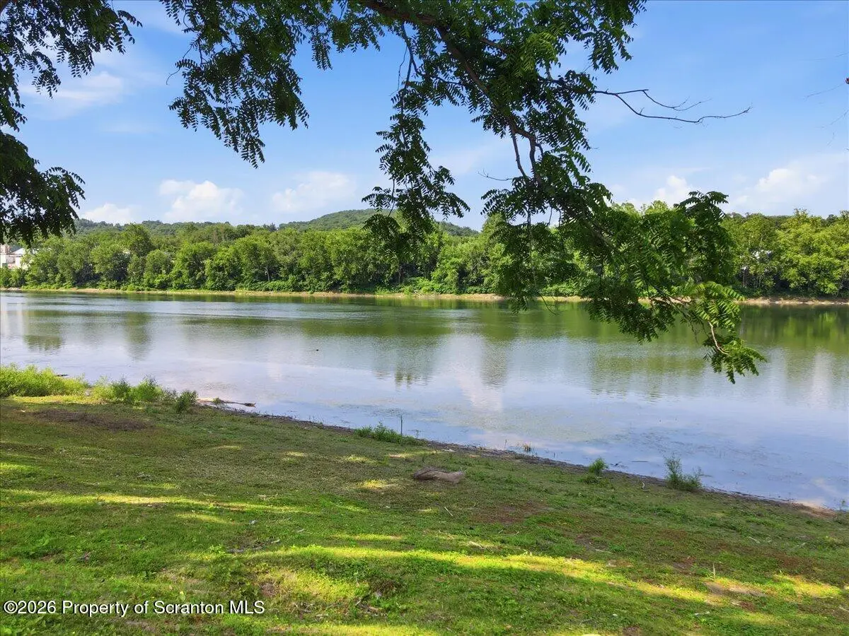 Sunset Drive, Pittston, PA 18643 - #1