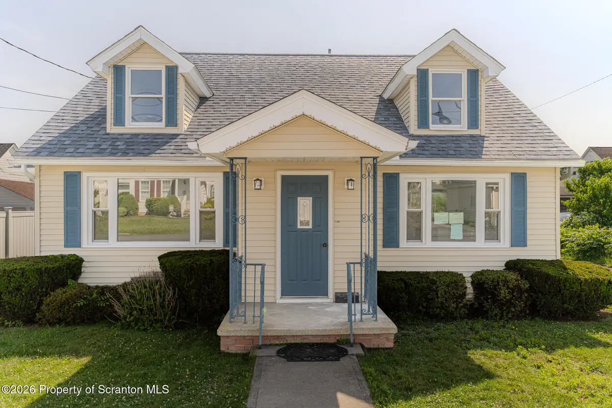 605 Roth Street, Moosic, PA 18507 - #1