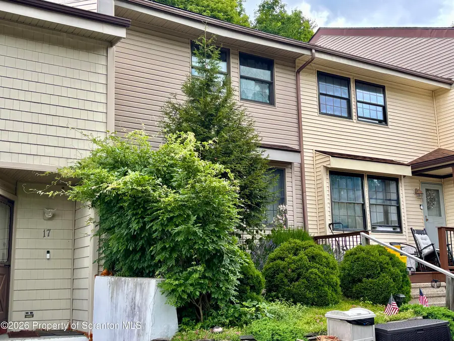 16 Hunts Court, South Abington, PA 18411 - #3