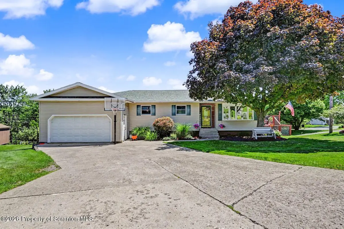 212 Tulip Circle, Clarks Summit, PA 18411 - #1