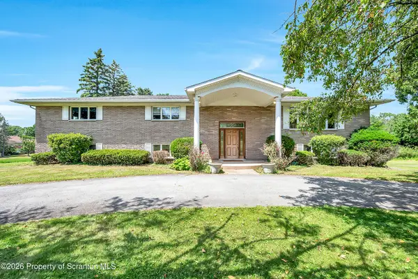 1218 Country Club Road, Clarks Summit, PA 18411