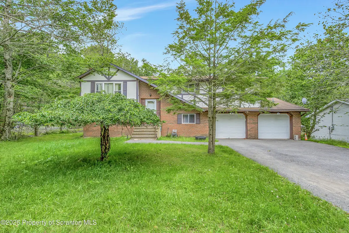 1010 Knollwood Drive, Tobyhanna, PA 18466 - #1