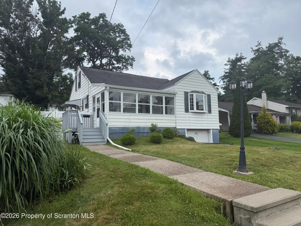 22 Luzerne Avenue, Dallas, PA 18612 - #1