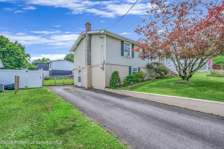 325 Oak Street, Taylor, PA 18517 - #2