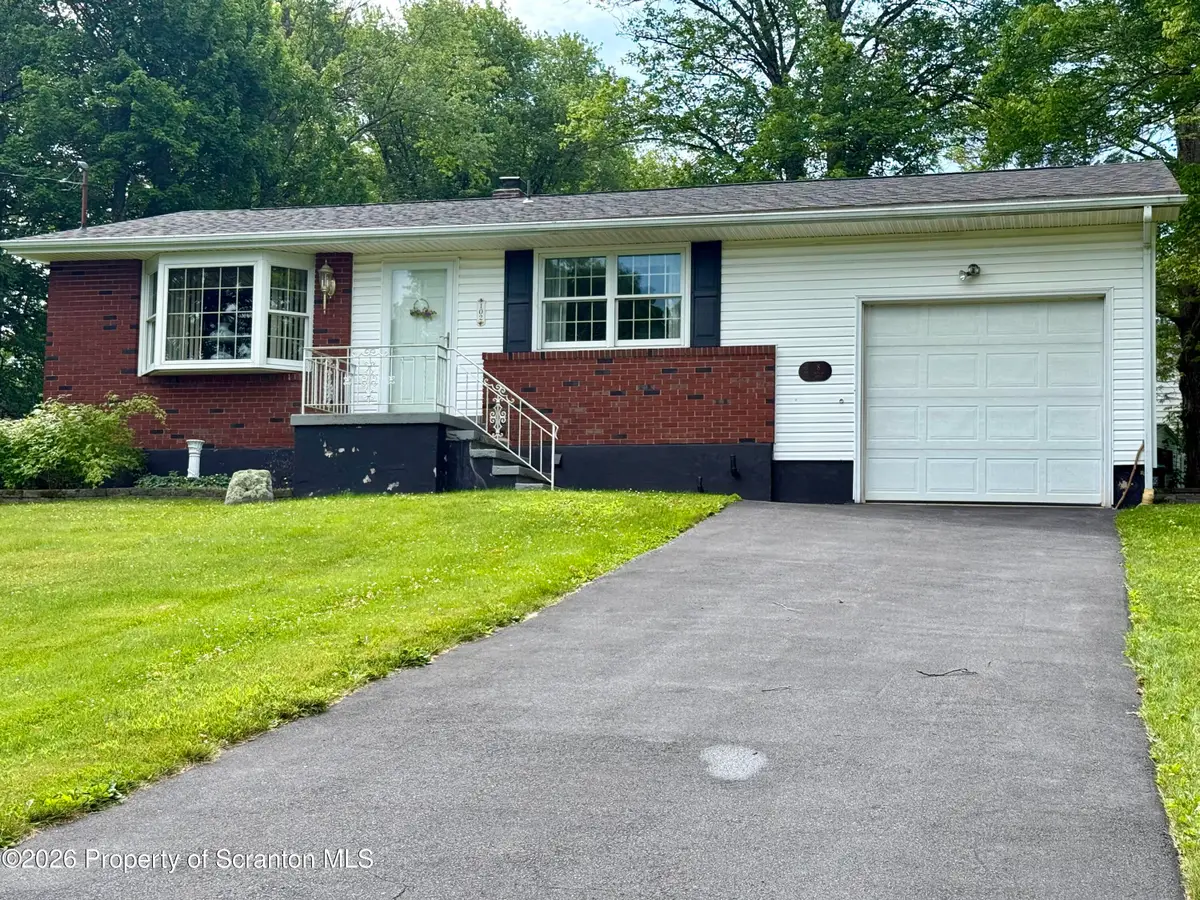 8 Skyline Drive, Covington, PA 18424 - #1