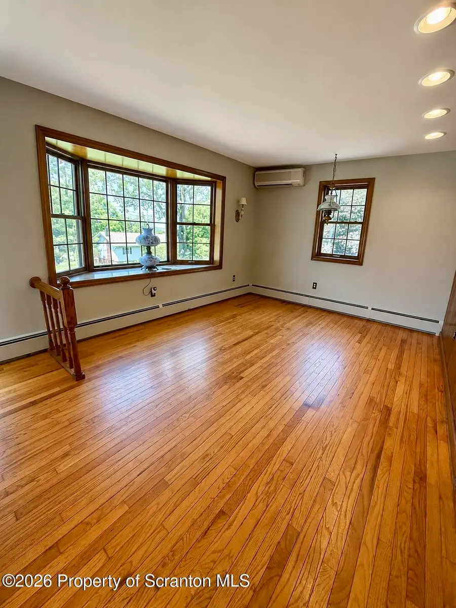 8 Skyline Drive, Covington, PA 18424 - #2