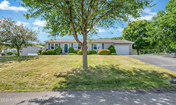 551 Garfield Avenue, Jermyn, PA 18433