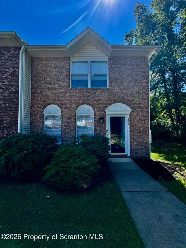 542 Clover Court, Exeter, PA 18643