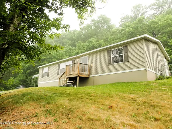 5582 Bolles Road, Montrose, PA 18801