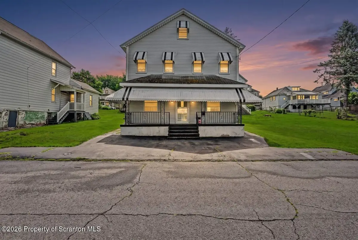 152 Harriet Street, Throop, PA 18512 - #1
