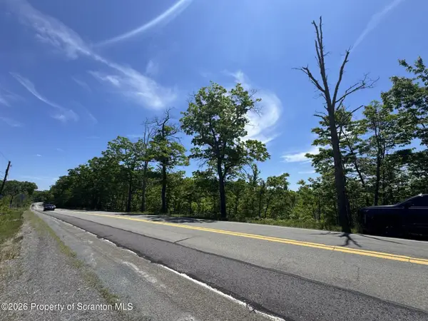 Mt Cobb Road, Roaring Brook Twp, PA 18444