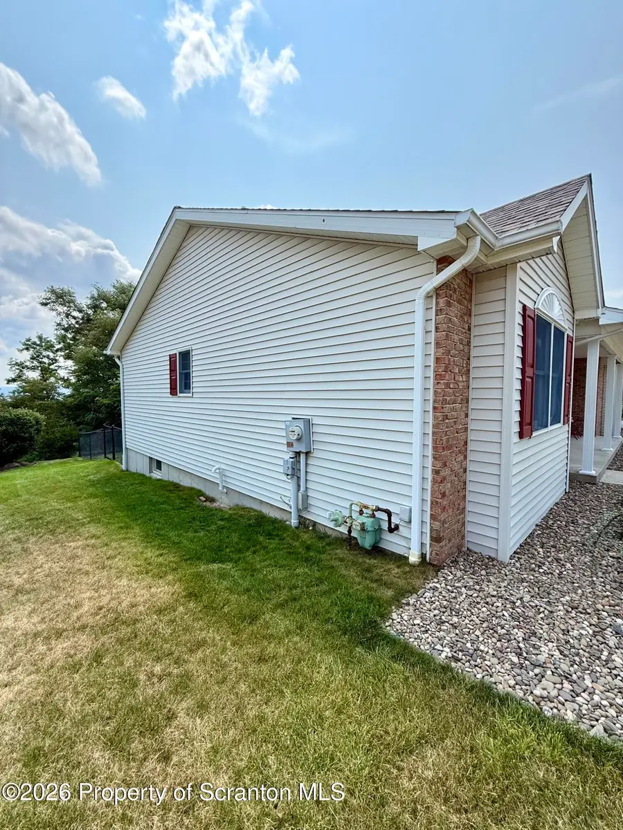 7 Overbrook Circle, Scranton, PA 18504 - #3