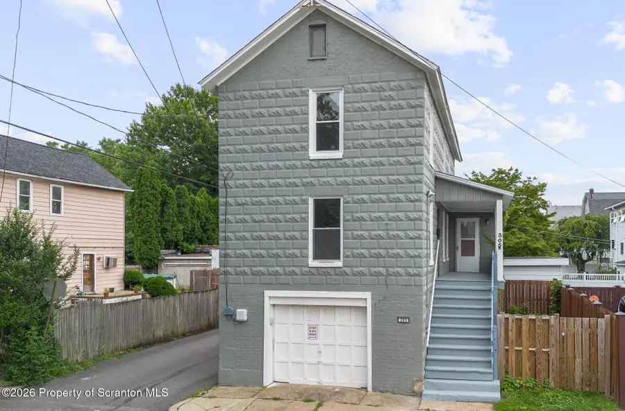 305 Dean Court, Kingston, PA 18704 - #2